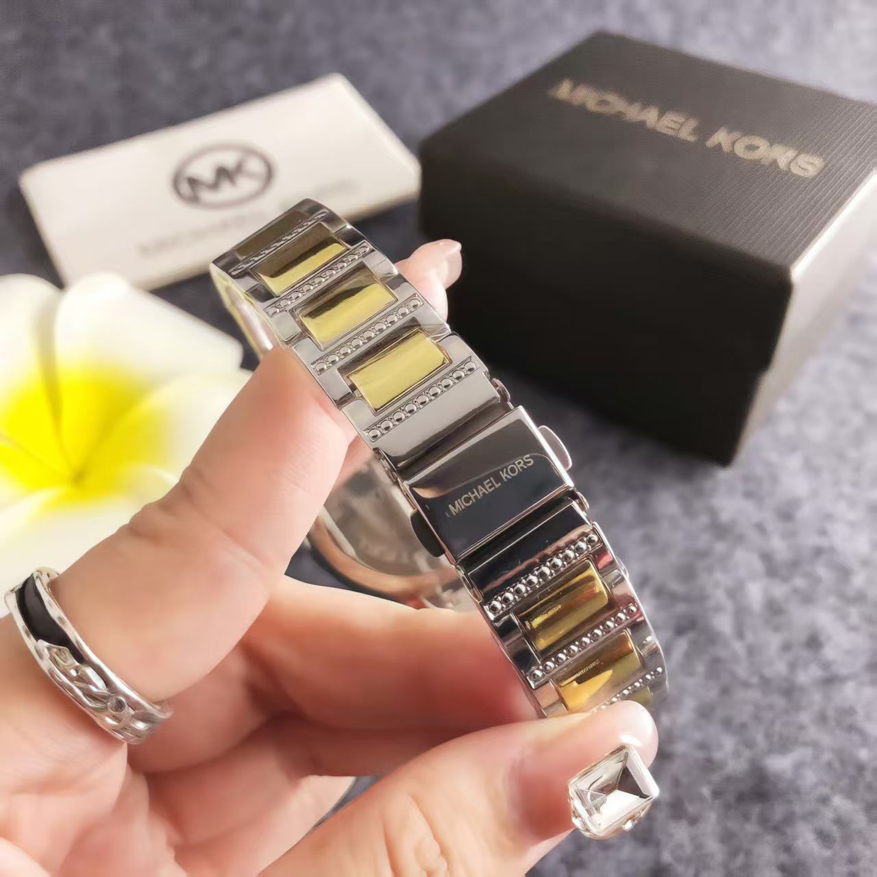 Montre de luxe pour couple MIC - Zero Luxury Watch avis et prix