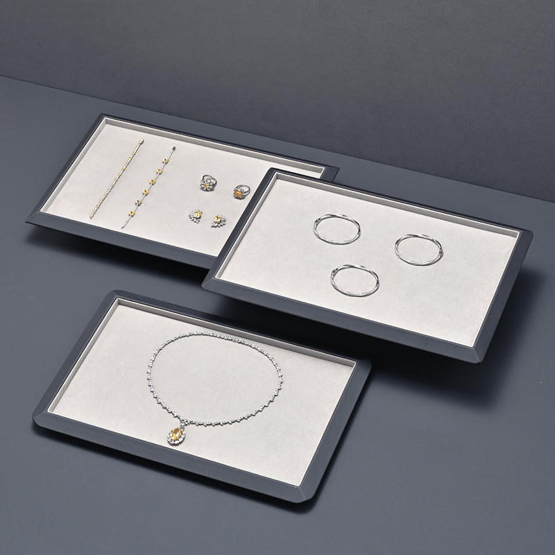Plateau à bijoux en cuir Oirlv - Luxury Watch Store avis et prix