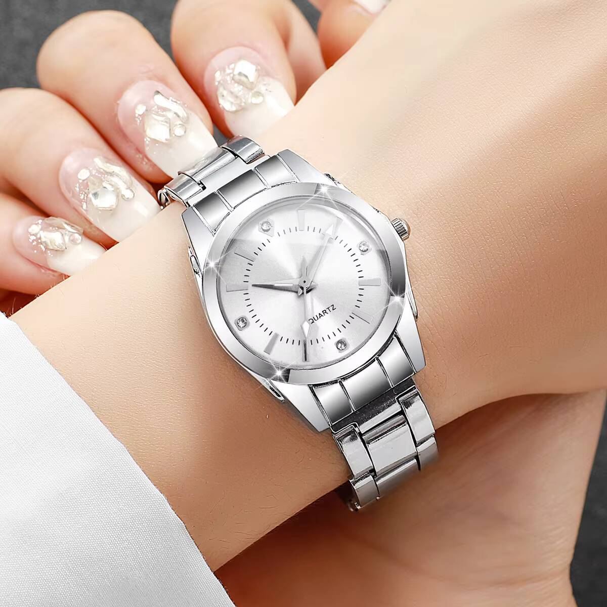 Montres de luxe à strass pour  - Luxury Watch Display Case avis et prix